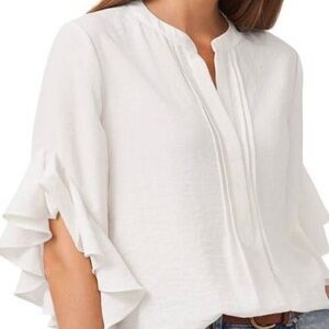 Vince Camuto Woman  New Ivory Ruffled Flutter Sleeve Split V Neck Blouse 2X NWT